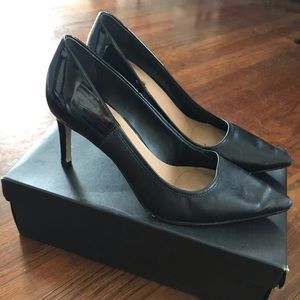 Sz 8.5 Tahari Pumps